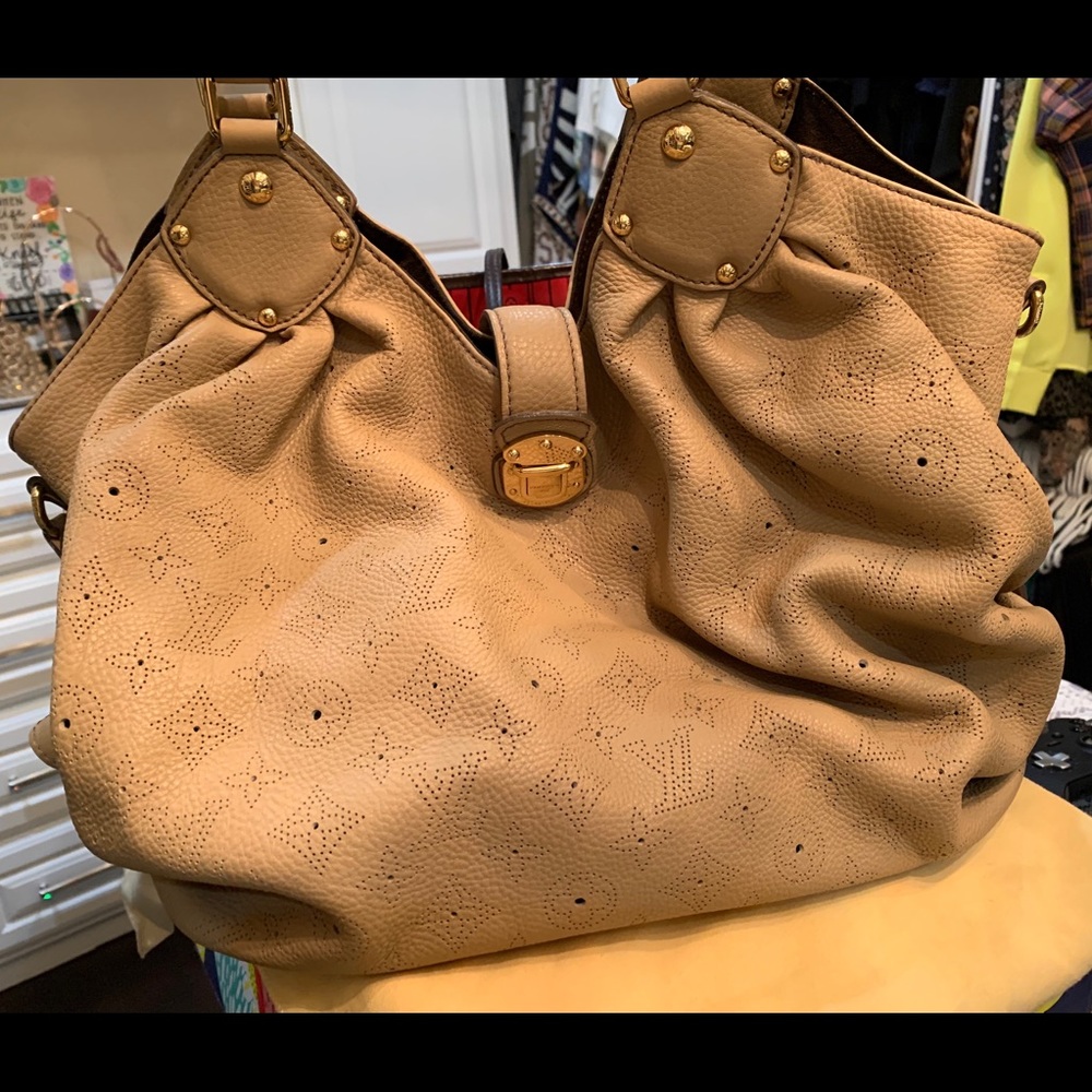 ❗️SOLD ❗️Authentic Louis Vuitton handbag